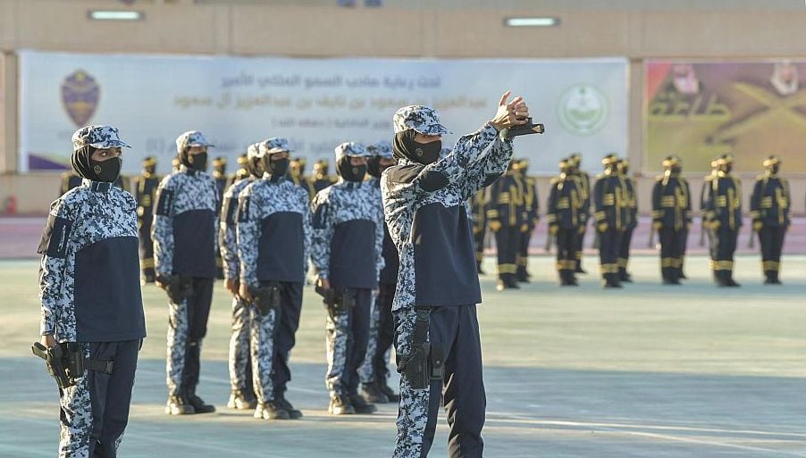 حفل تخريج الدورة التأهيلية للفرد الأساسي للنساء