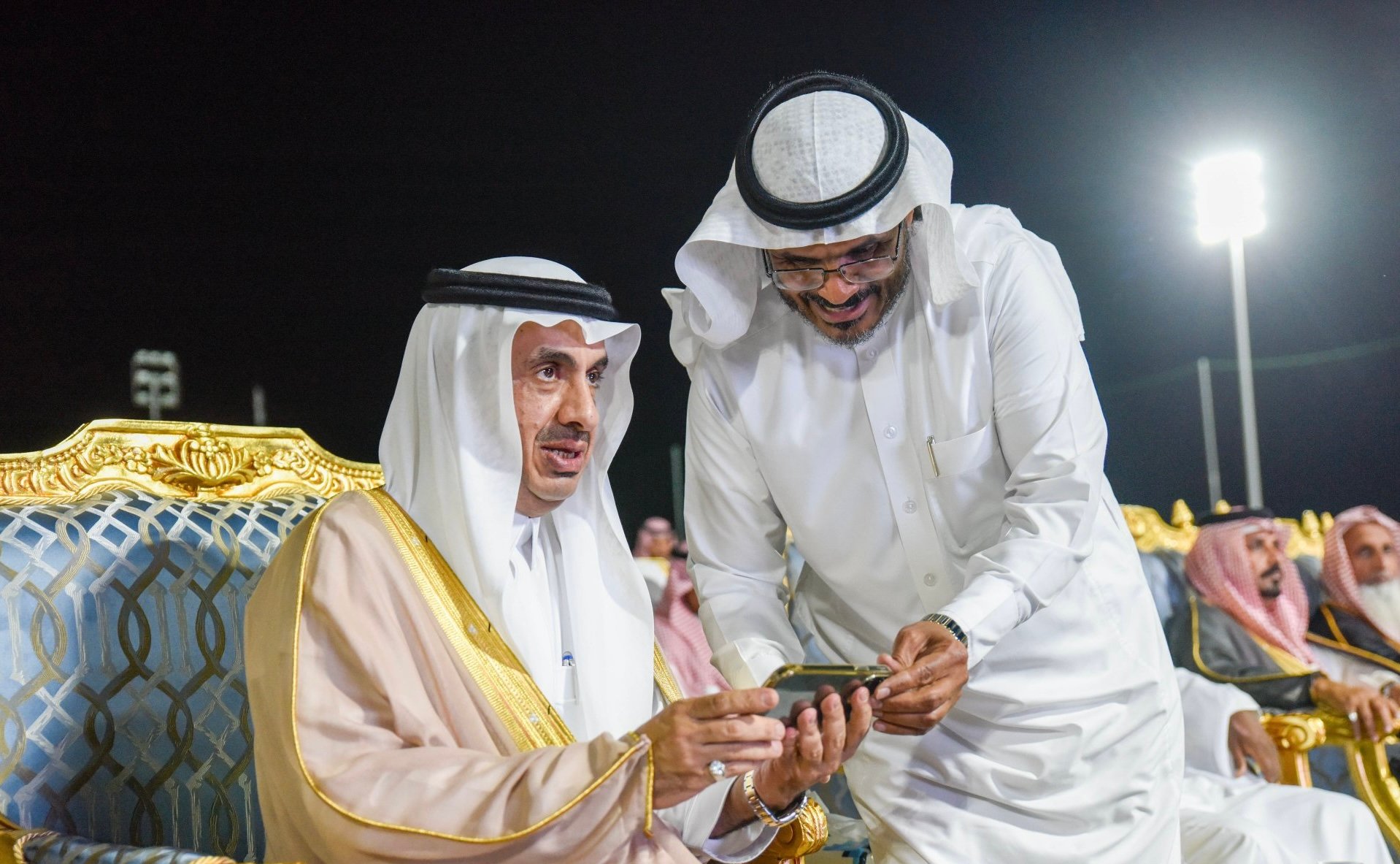 محافظ الليث يطلق مهرجان الحبحب العثري الثاني بالكورنيش الشمالي