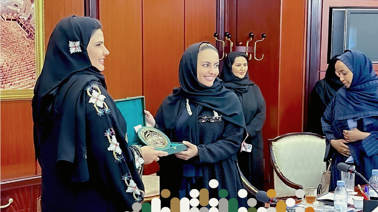 وفد شؤون الأسرة يزور مجلس الشورى