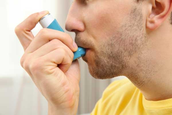 نصائح للوقاية من نوبات الربو وقت هطول الأمطار