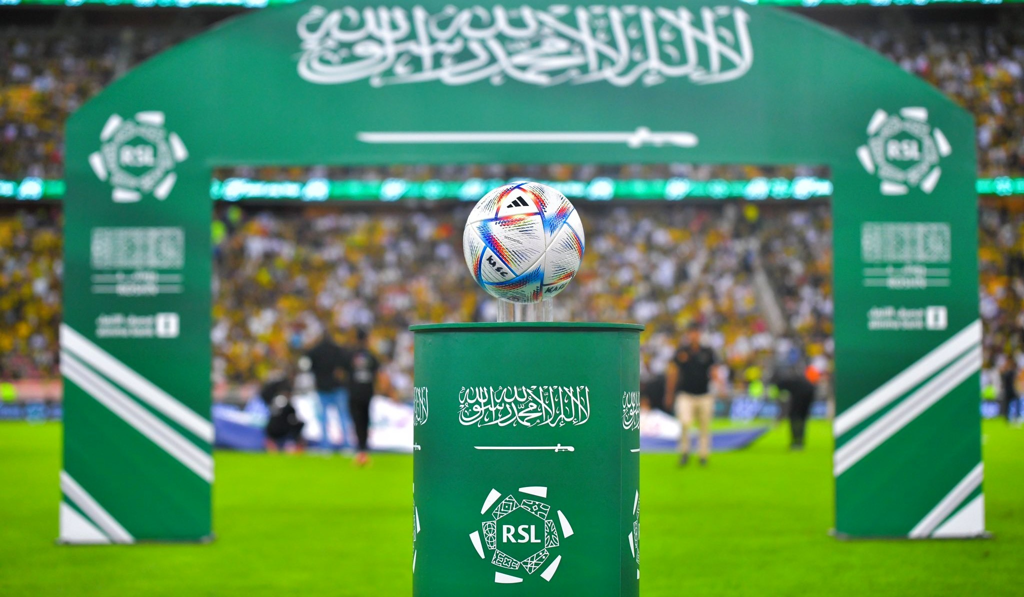 لقب دوري المحترفين.. المنافسة تشتعل في آخر 5 جولات
