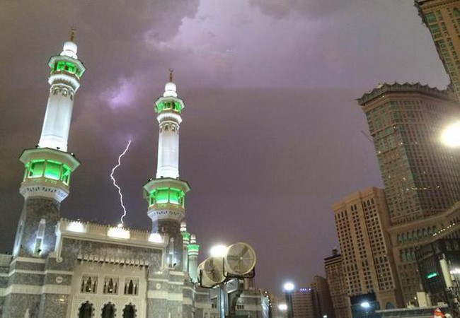 أمطار وعواصف.. الأرصاد يحذر من حالة الطقس من ثاني لخامس أيام رمضان 1444
