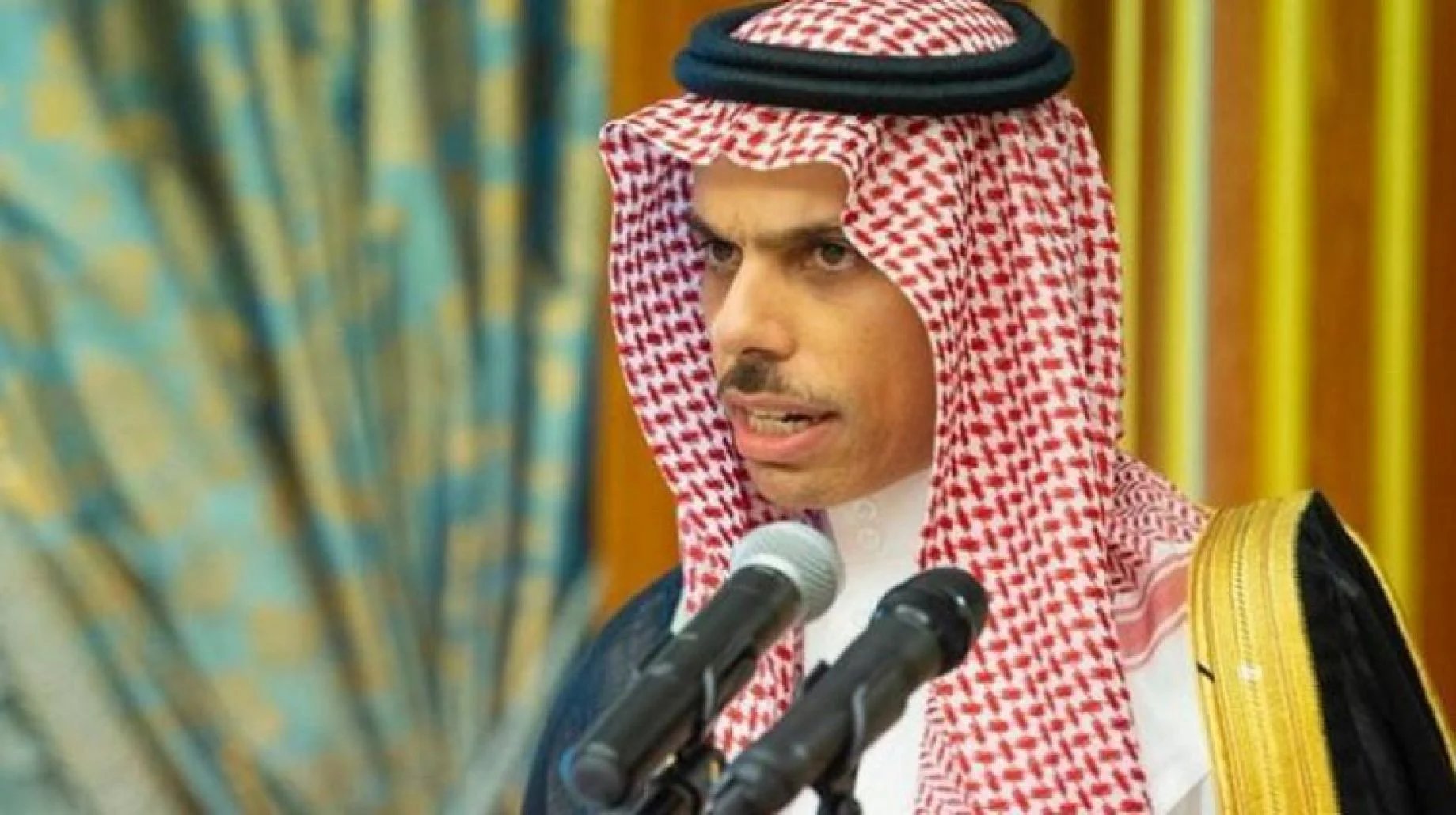 تأكيد وقف التصعيد العسكري.. وزير الخارجية يبحث مع نظيريه الإماراتي والأمريكي الأوضاع بالسودان