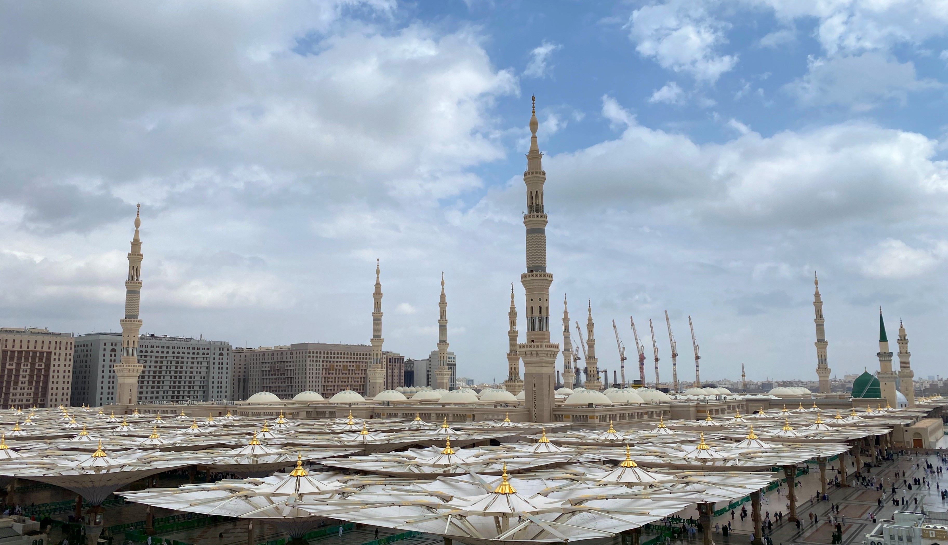 وكالة شؤون المسجد النبوي تهيئ 122 مرفقًا صحيًّا إضافيًّا و312 موقع وضوء