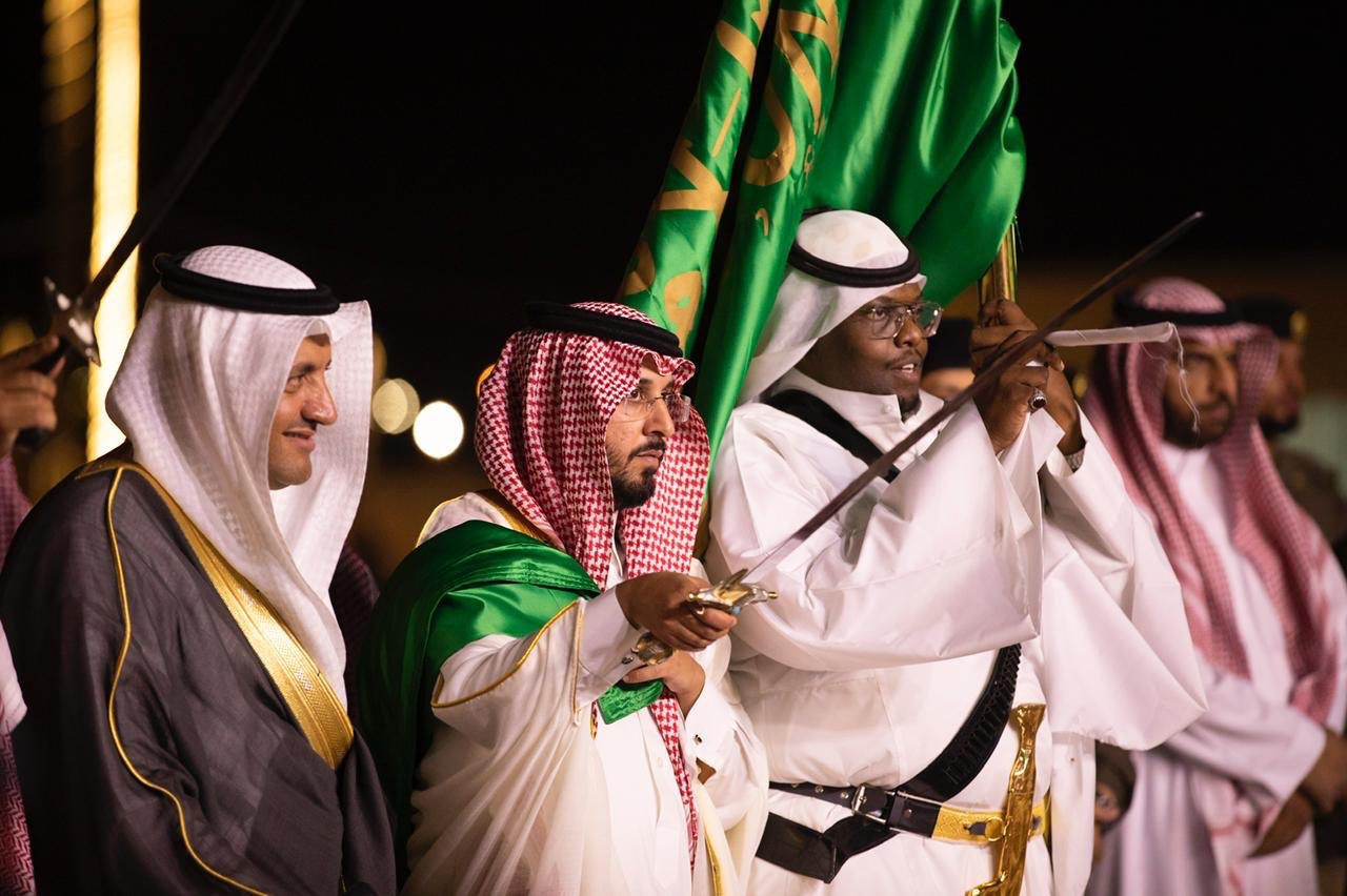 بالصور.. محافظ الخرج يرعى حفل الأهالي بمناسبة عيد الفطر المبارك
