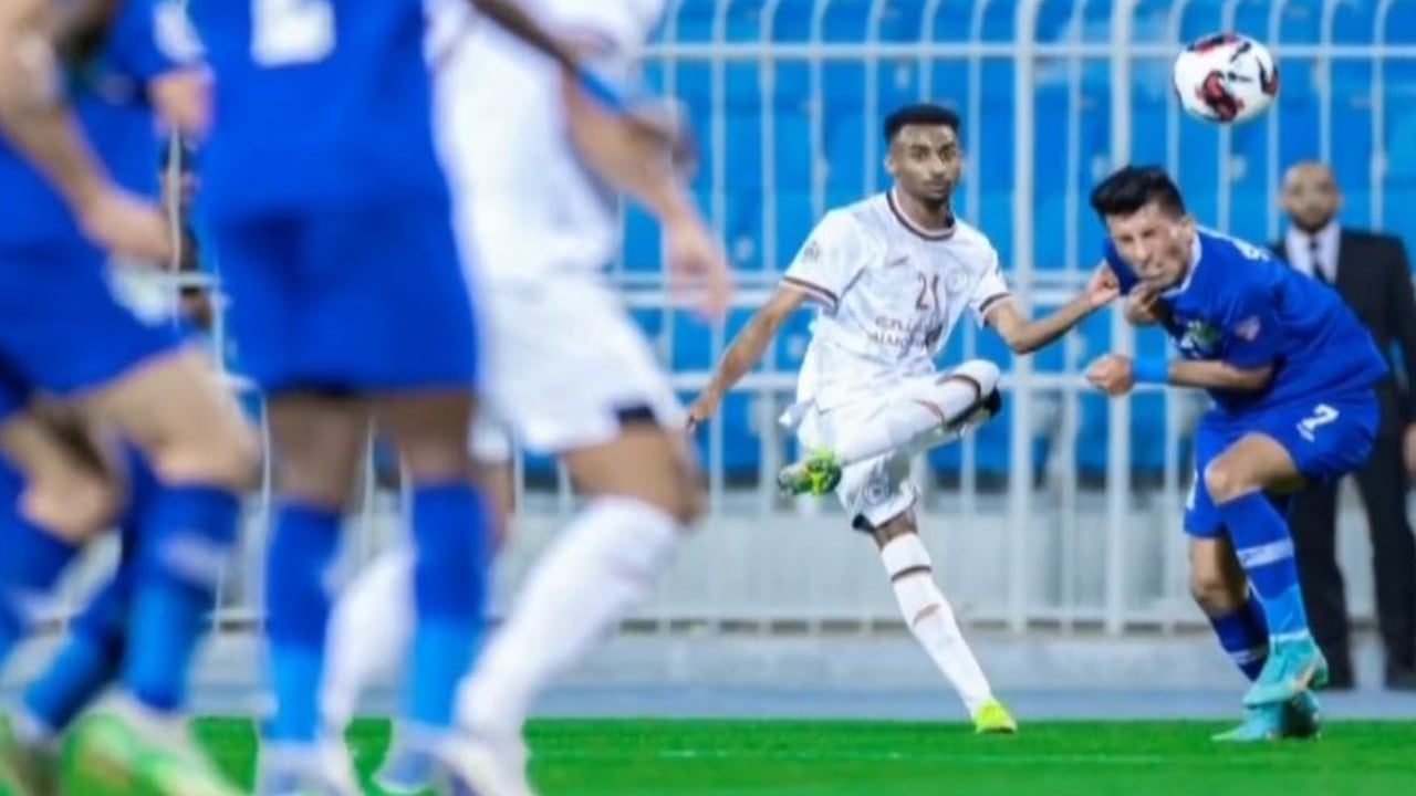 الشباب يفوز على القوة الجوية العراقي برباعية نظيفة في كأس الملك سلمان للأندية العربية