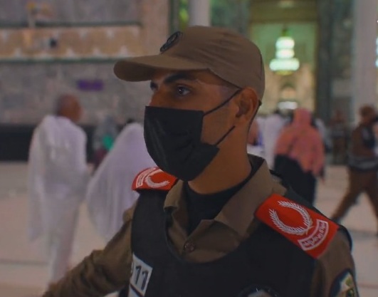 شامخون في المُقدّمة.. مقطع يوثق جهود رجال الأمن في خدمة ضيوف الرحمن 