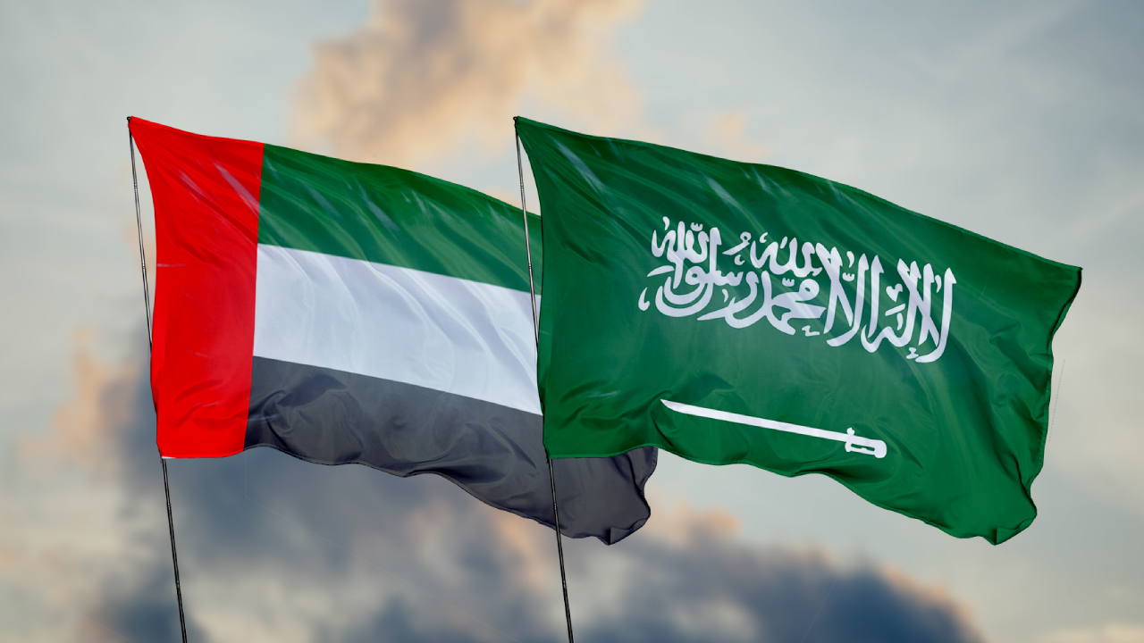 الإمارات تثمّن دور السعودية في إجلاء رعاياها من السودان

