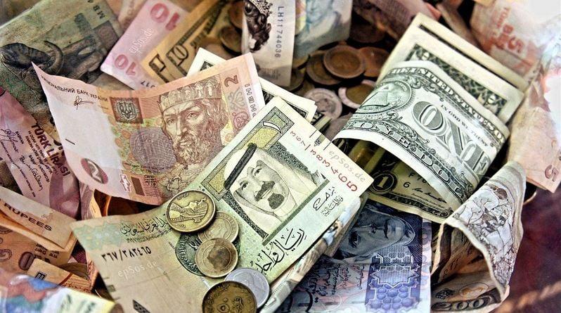 أسعار الريال السعودي مقابل الجنيه المصري والعملات العربية اليوم الأحد 25-9-1444