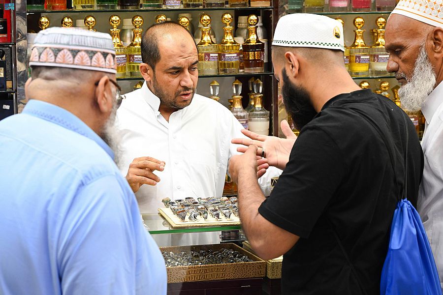 زوار المدينة المنورة