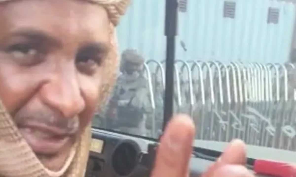 مقطع متداول يوثق أول ظهور لـ«حميدتي» منذ اندلاع الاشتباكات مع الجيش السوداني