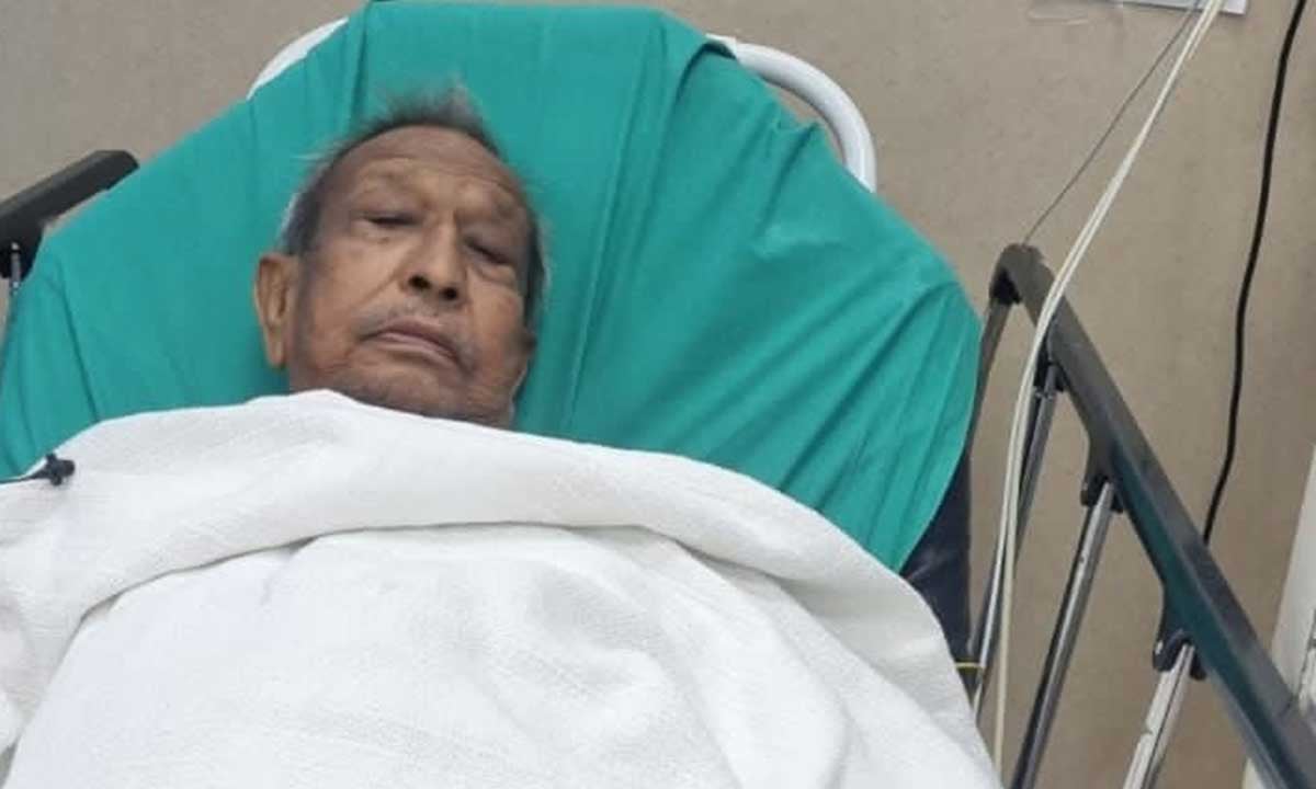 إنفاذًا لتوجيهات القيادة.. فريق طبي بصحة جدة يباشر حالة مريض بعد وصوله من السودان