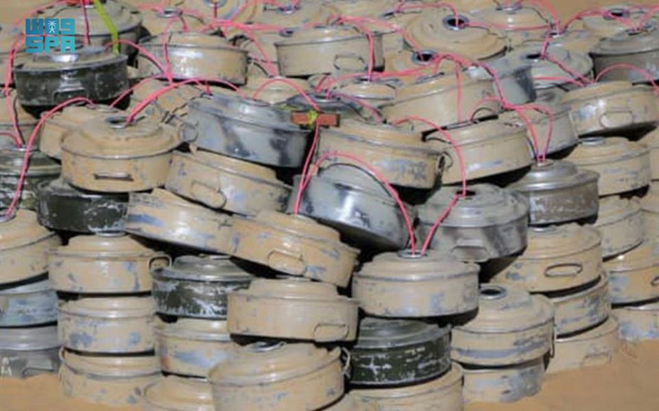 عبر «مسام».. «إغاثي الملك سلمان» ينزع 625 لغمًا باليمن خلال أسبوع
