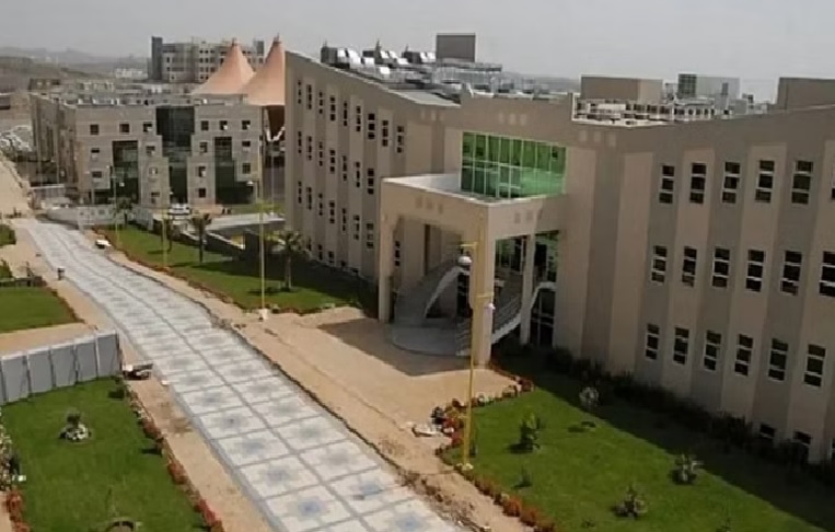 جامعة الملك خالد تطلق أعمال ملتقى "سبل الوقاية من حرائق الغابات"