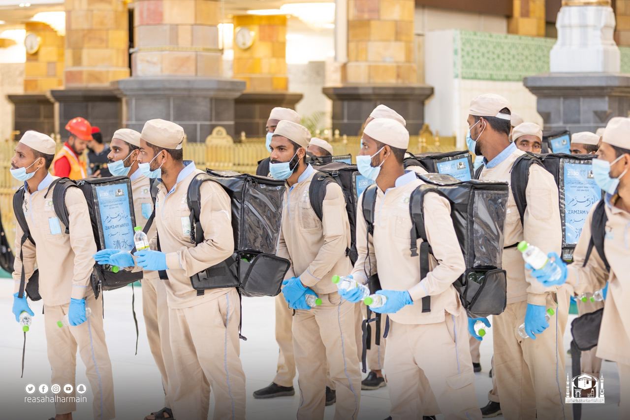  أكثر من 58 طنًا من ماء زمزم لسقيا قاصدي المسجد النبوي منذ بداية 2024