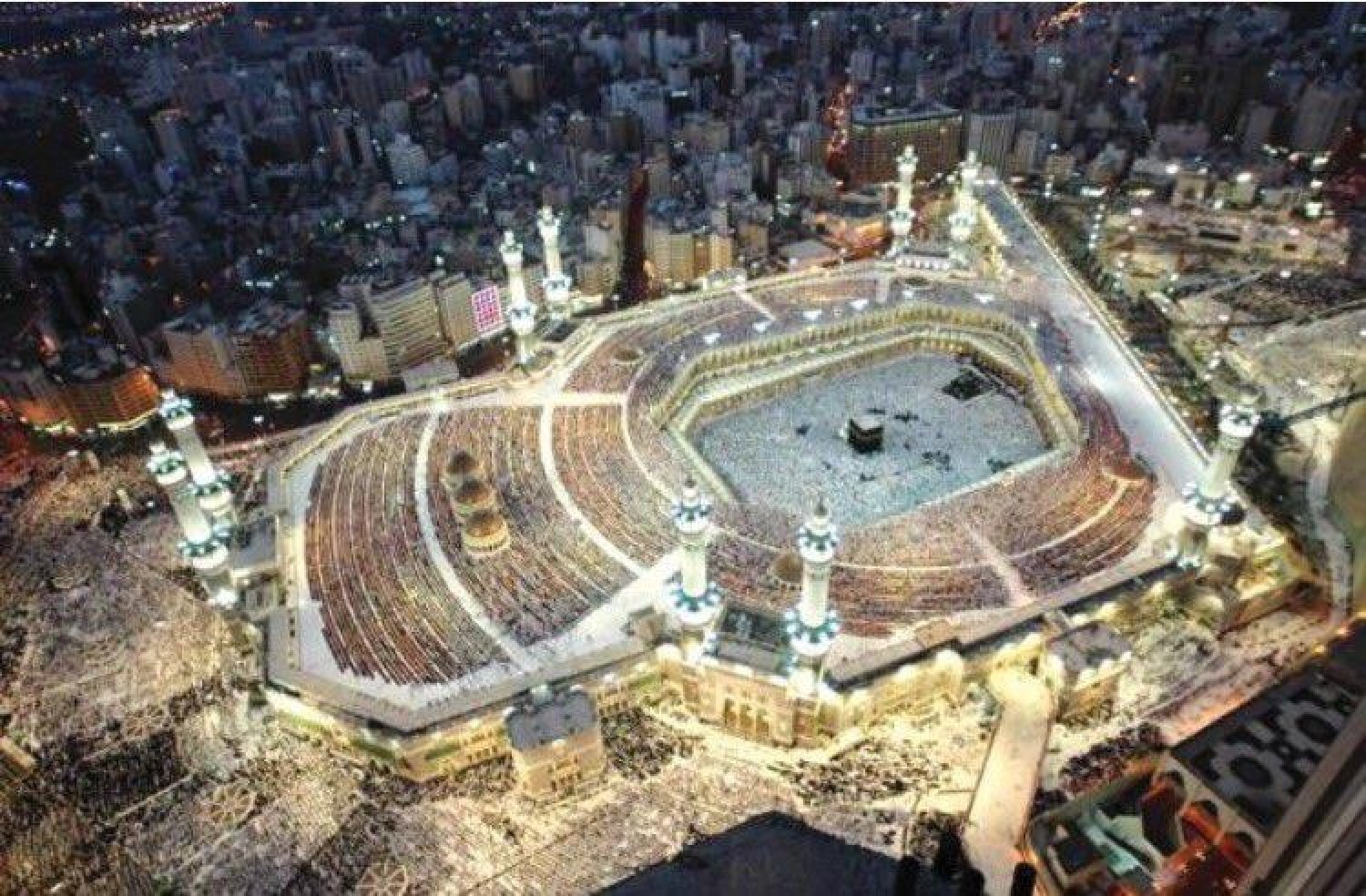 المسجد الحرام يسجل أكبر عدد يومي من المصلين والمعتمرين خلال رمضان