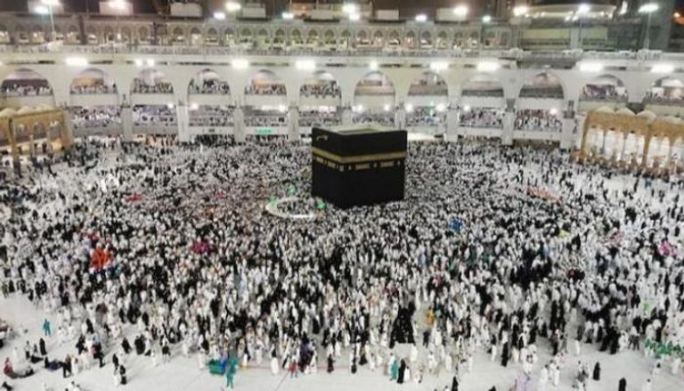 هل أداء العمرة بعد عيد الفطر يتطلب تصريحًا؟.. وزارة الحج توضح