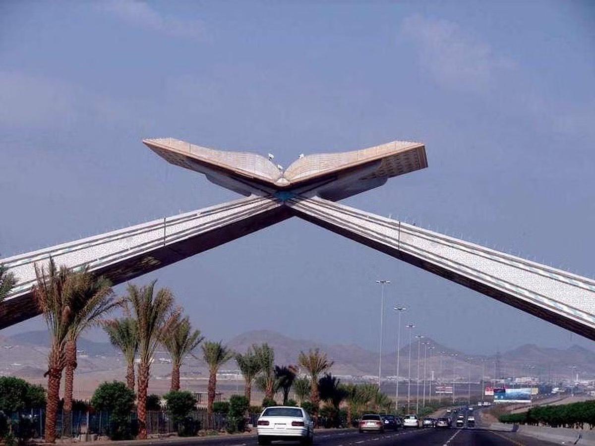 خطوات إصدار تصريح دخول مكة للعمالة المنزلية والمؤسسات عبر منصة أبشر