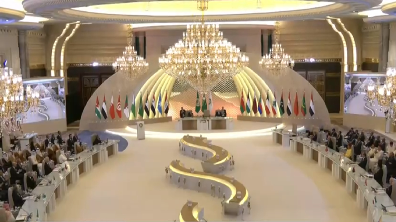 بالفيديو.. انطلاق القمة العربية في جدة بمشاركة الأسد وزيلينسكي

