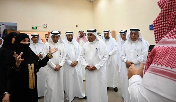 أعضاء بـ«الشورى» يطلعون على الخدمات التعليمية في جامعتي تبوك والأمير فهد بن سلطان
