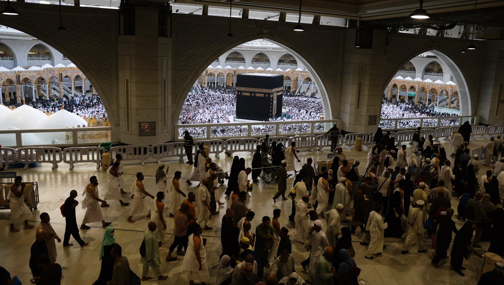 وزارة الحج: 3 خطوات لأداء العمرة بتأشيرة الزيارة العائلية 