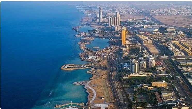 «الأرصاد» يوضّح حركة الرياح وارتفاع الموج بالبحر الأحمر والخليج العربي اليوم

