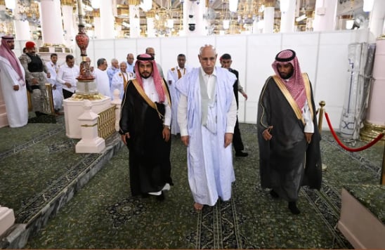 الرئيس الموريتاني يزور المسجد النبوي