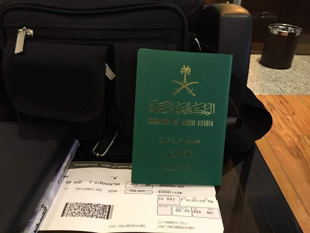 5 شروط لازمة.. خطوات تمديد تأشيرة الزيارة العائلية إلكترونيًا عبر «أبشر» 