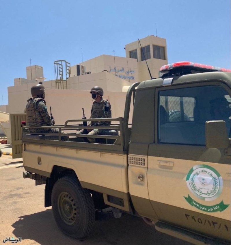 ضبط مواطن حاول تهريب نبات القات المخدر في عسير 