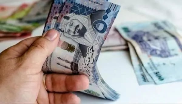 سعر الريال أمام الجنيه المصري والعملات العربية اليوم الخميس 21 -10- 1444