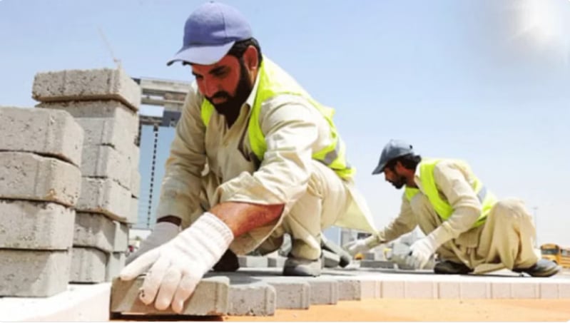 اليوم.. انتهاء قرار حظر العمل تحت أشعة الشمس