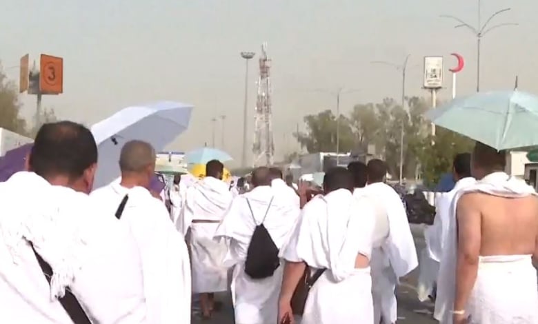 الحجاج يتوجهون إلى «جبل الرحمة» قبل مغيب الشمس