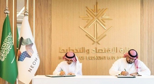 مذكرة تفاهم بين «الاقتصاد» و«نيوم» لتعزيز التعاون وتبادل الخبرات