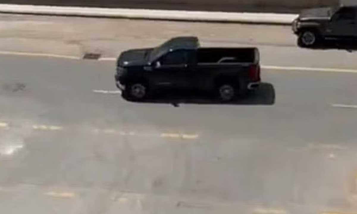 بعد ظهوره في  مقطع فيديو.. ضبط قائد مركبة مارس التفحيط بالرياض