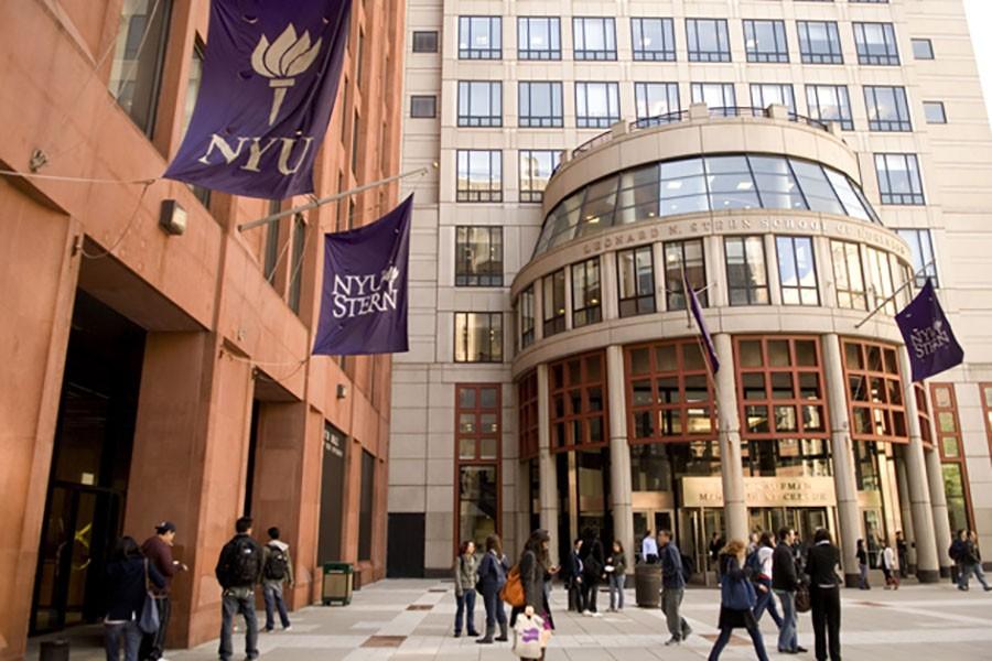 مبتعث سعودي يفوز بجائزة جامعة نيويورك الأمريكية لأفضل طبيب متدرب