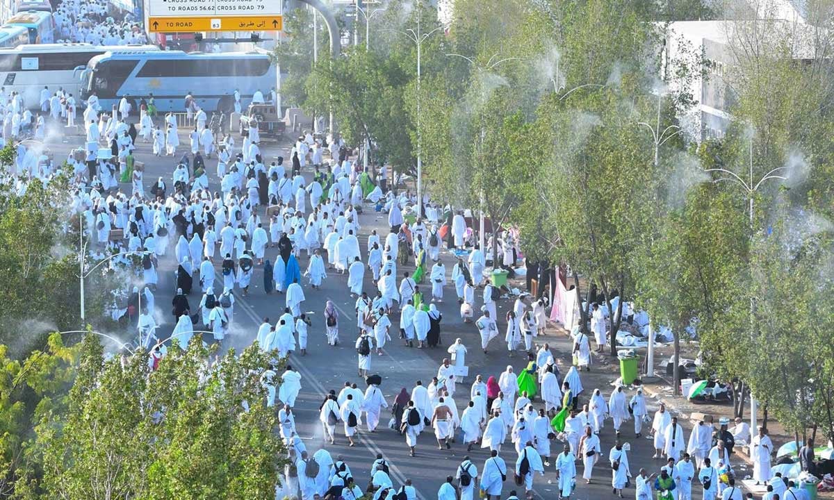شاهد.. لقطات جوية ترصد انسيابية تفويج الحجاج وتكامل التنظيم بين الجهات المعنية