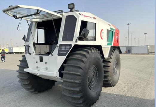 "طميّة" إسعاف بمواصفات نوعية لخدمة ضيوف الرحمن في التضاريس الوعرة