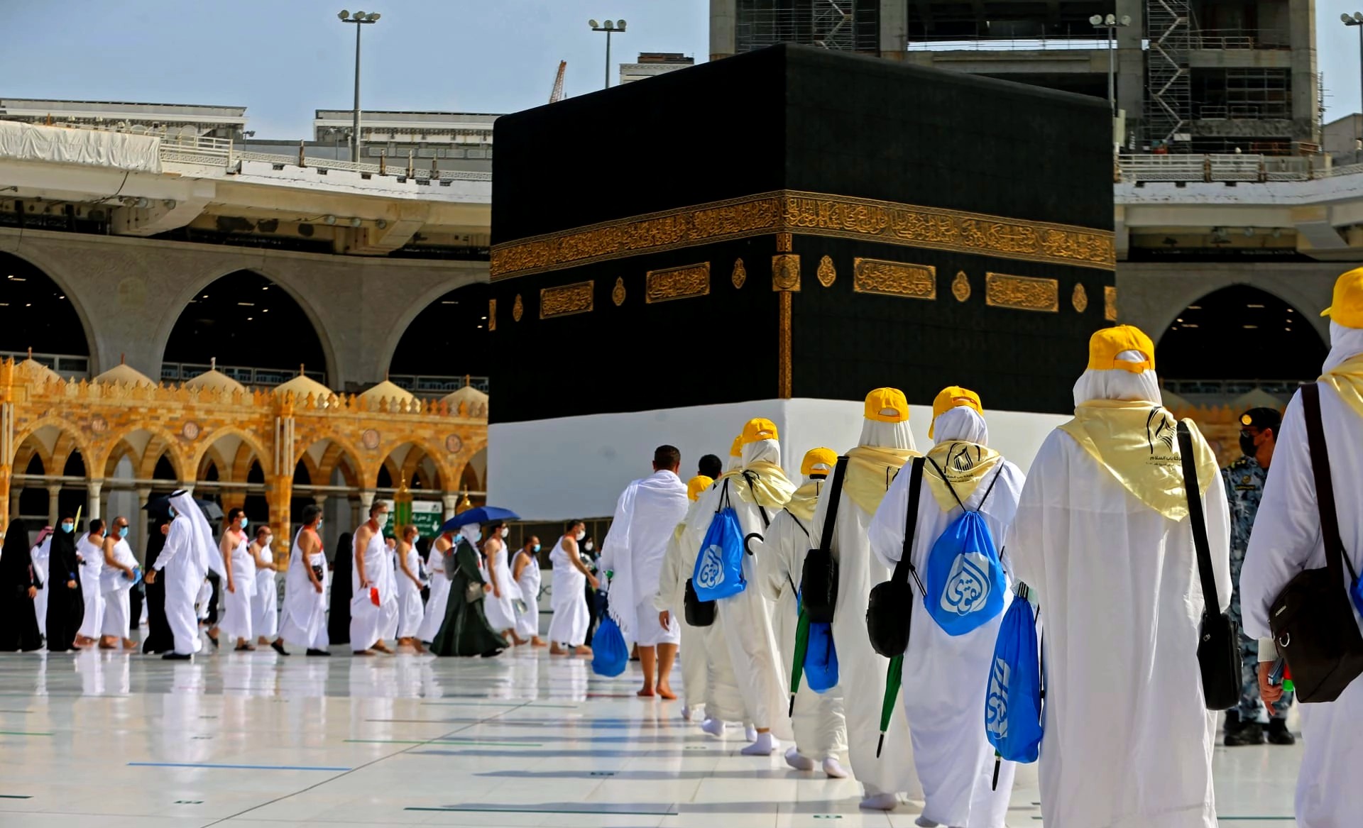عدم الاستلقاء في الممرات.. 4 نصائح للحفاظ على سلامة الحجاج