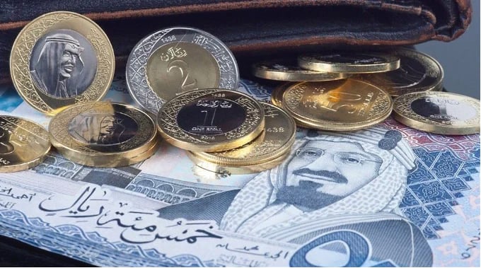 سعر الريال أمام الدولار والعملات الأجنبية اليوم الخميس 18- 12- 1444