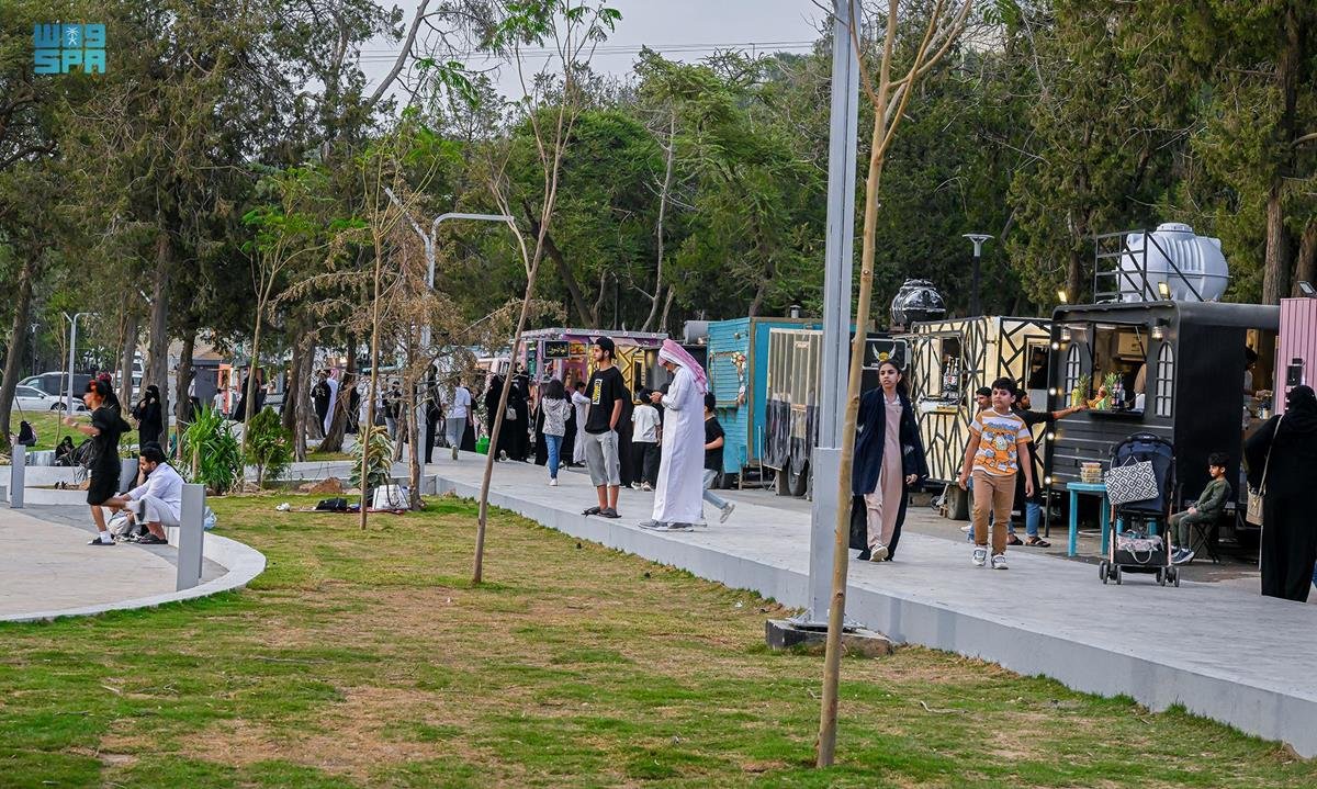 مطاعم ومقاهى الباحة