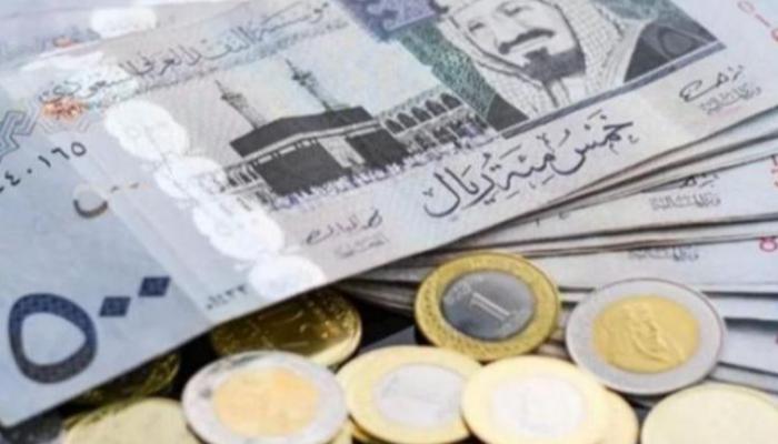 سعر الريال أمام الجنيه المصري والعملات العربية في تعاملات اليوم الثلاثاء 16-12- 1444