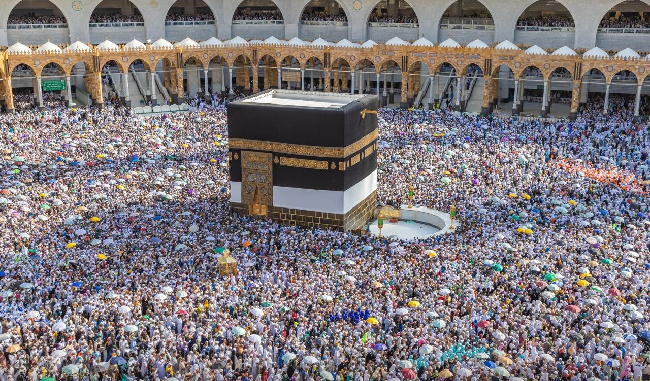 «السياحة»: تأشيرة الزيارة بجميع أنواعها لا تتيح لحامليها أداء فريضة الحج