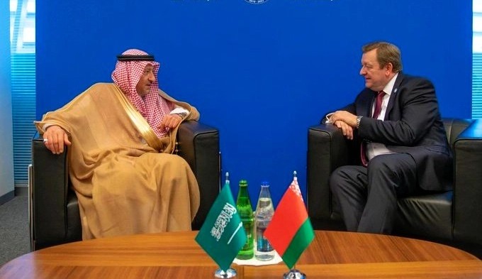 «الخريجي» يبحث سبل تعزيز العلاقات المشتركة مع وزير خارجية بيلاروسيا