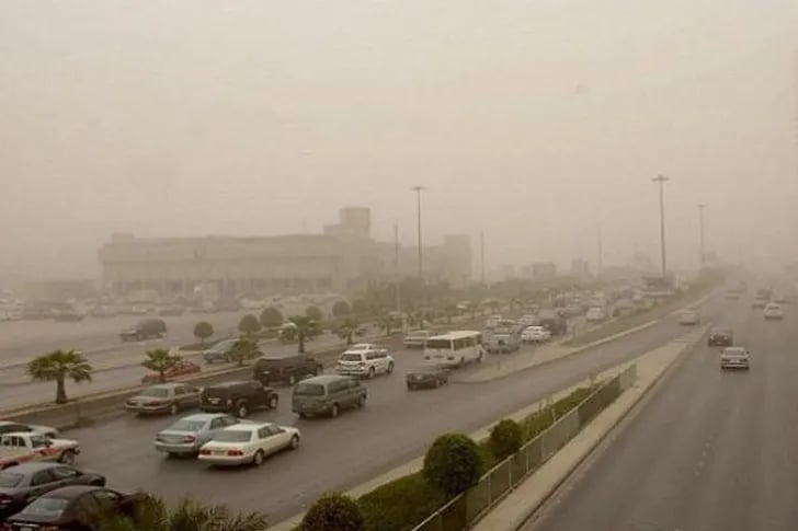 أجواء غائمة وأتربة.. حالة الطقس اليوم الأربعاء في المملكة