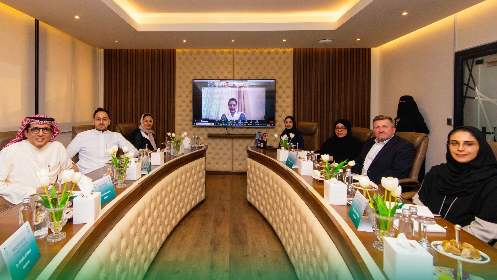 الأميرةِ ريما بنت بندر ترأسُ الاجتماع الأول للدورة الانتخابية للجنة رياضة المرأة