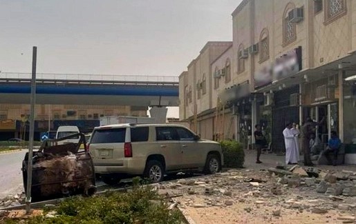 مدني الرياض يباشر حادث تطاير أجزاء من مغسلة ملابس بحي العزيزية 