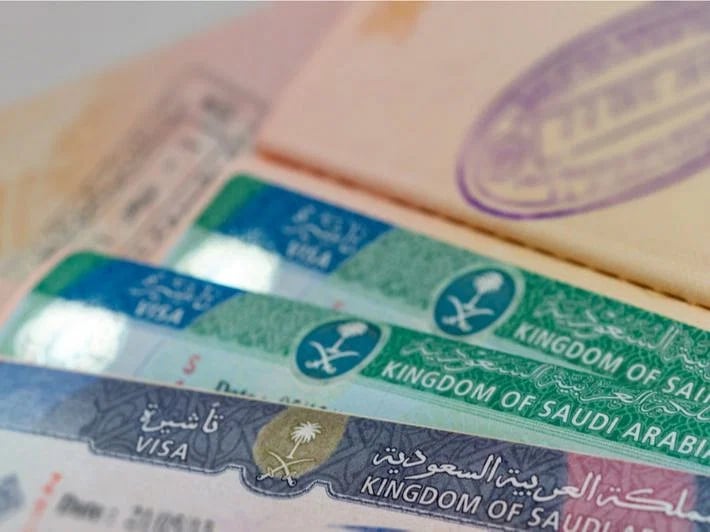 خطوات إصدار تأشيرة الخروج النهائي للعمالة عبر منصة «أبشر أعمال»