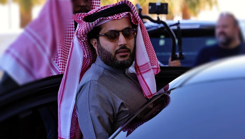تركي آل الشيخ يرحب بانضمام مدحت شلبي إلى قنوات «SSC»

