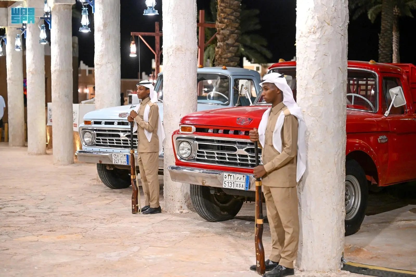  السيارات التراثية 