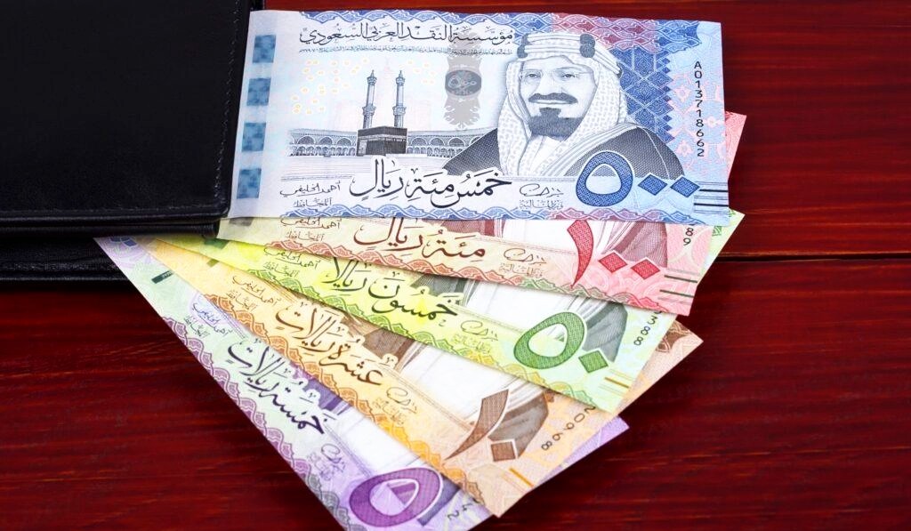 سعر الريال مقابل الدولار والعملات الأجنبية اليوم السبت 17-2- 1445 
